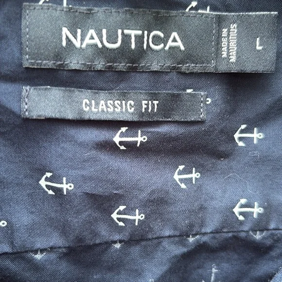 Nautica large cotton anchors button down. - Picture 4 of 5